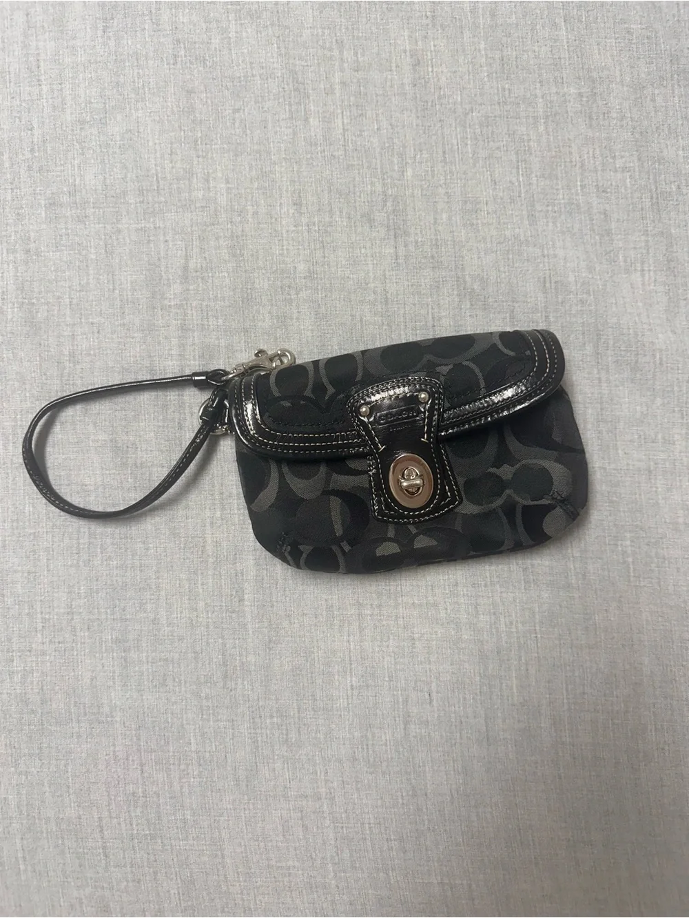 Y2K Coach Legacy Signature Black Canvas Leather Trim Turnlock Wristlet